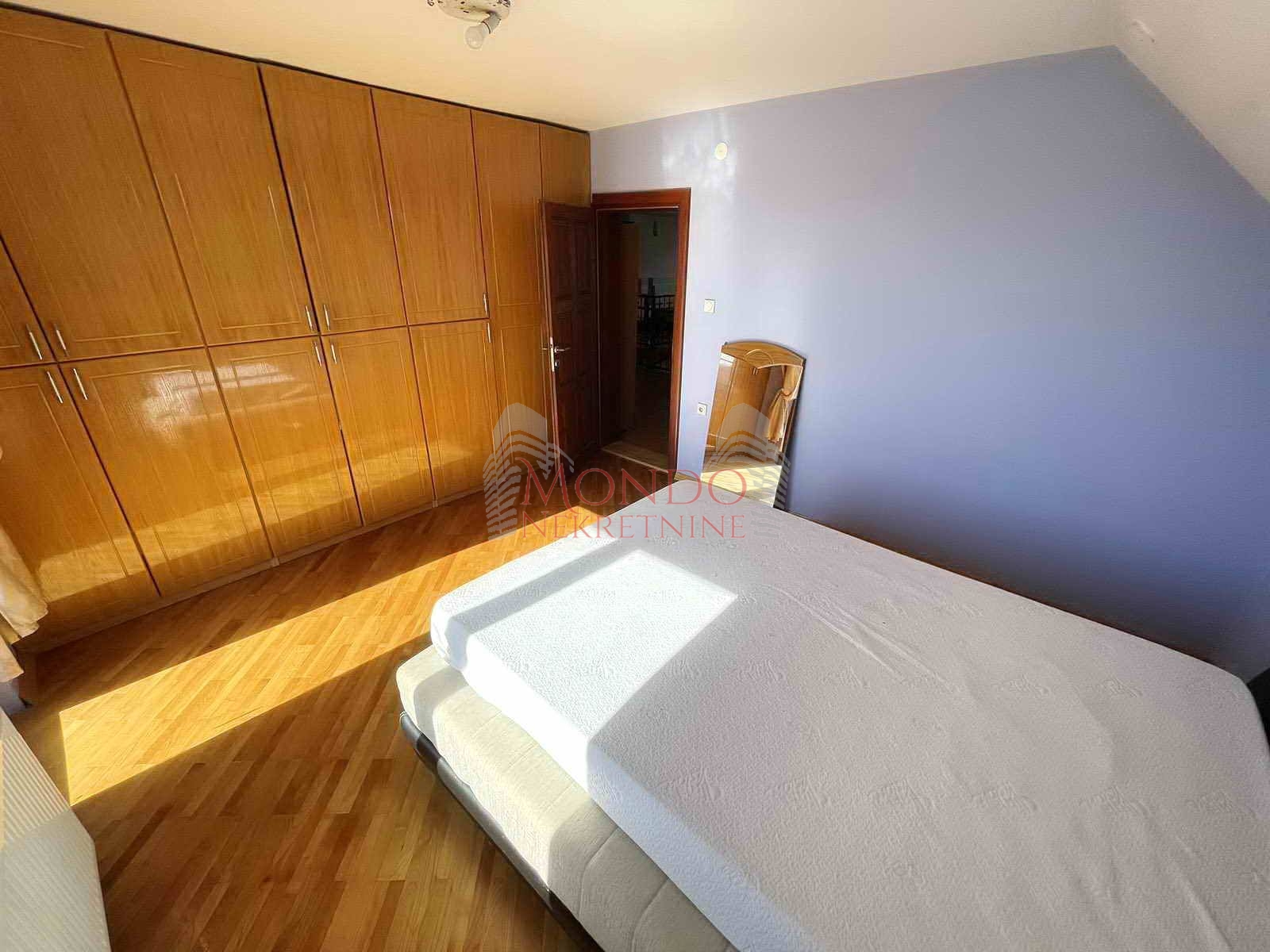 Porodična nova kuća, eg, Niš