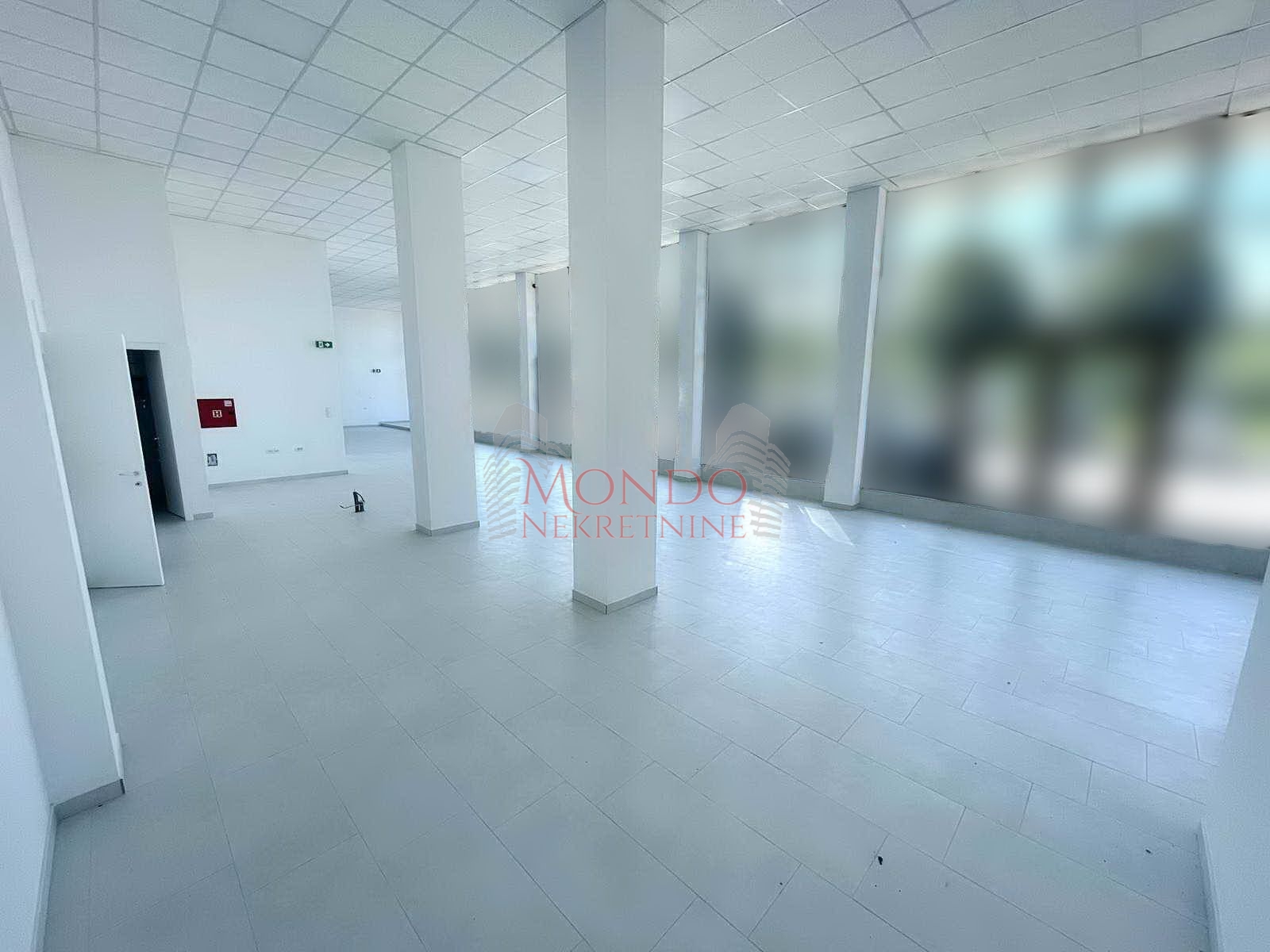 Lokal u samom centru, parking, cg, Niš