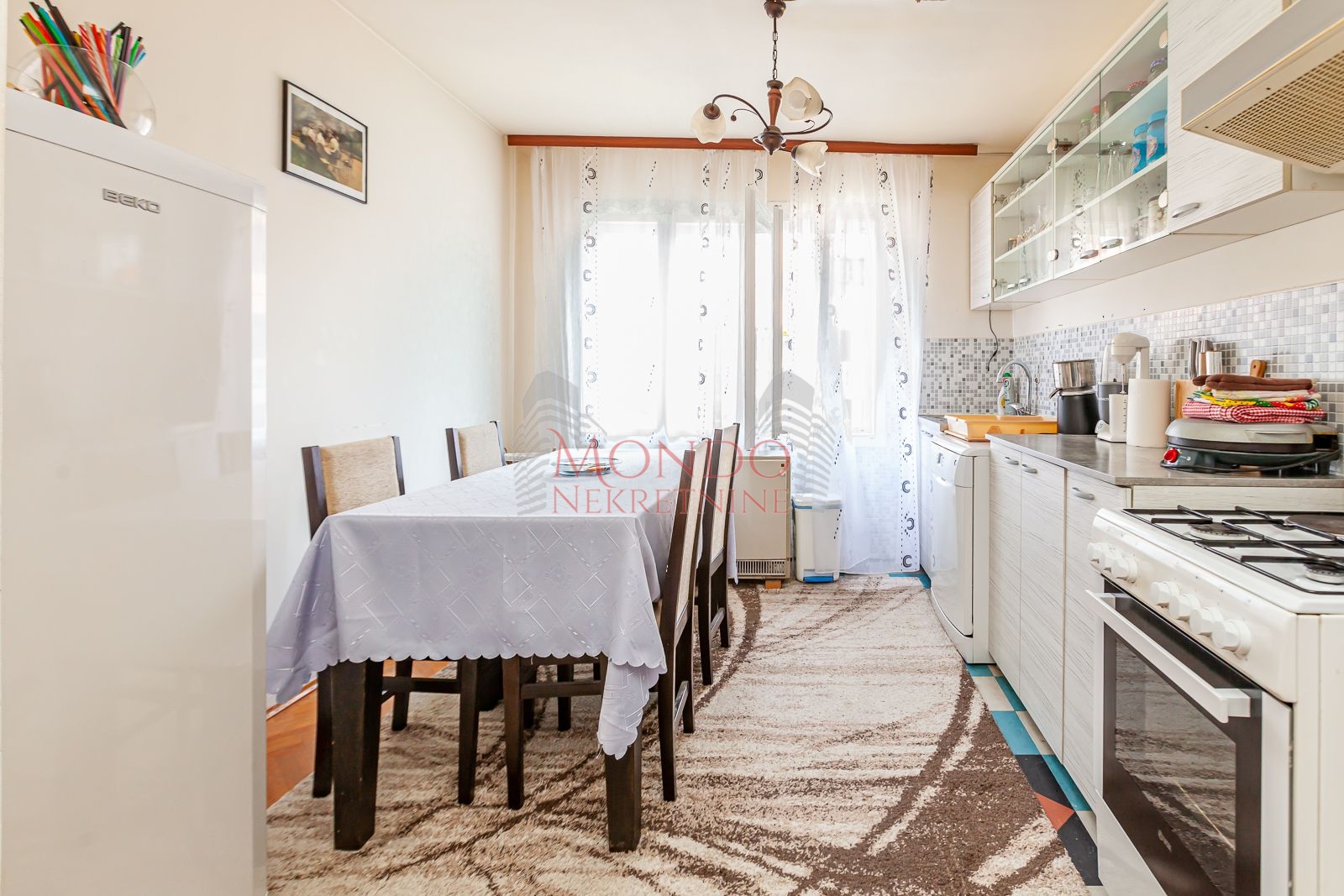 Dvospratna kuća na trošarini, ta,, Niš