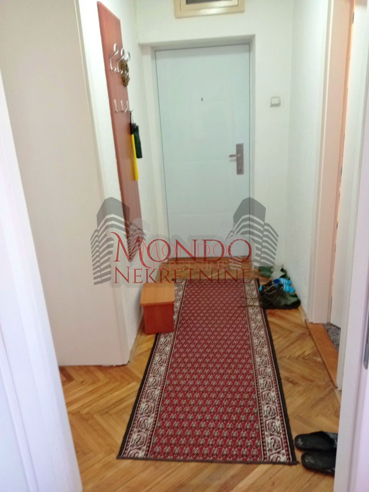 Dvoiposoban stan kod medicnskog fakulteta