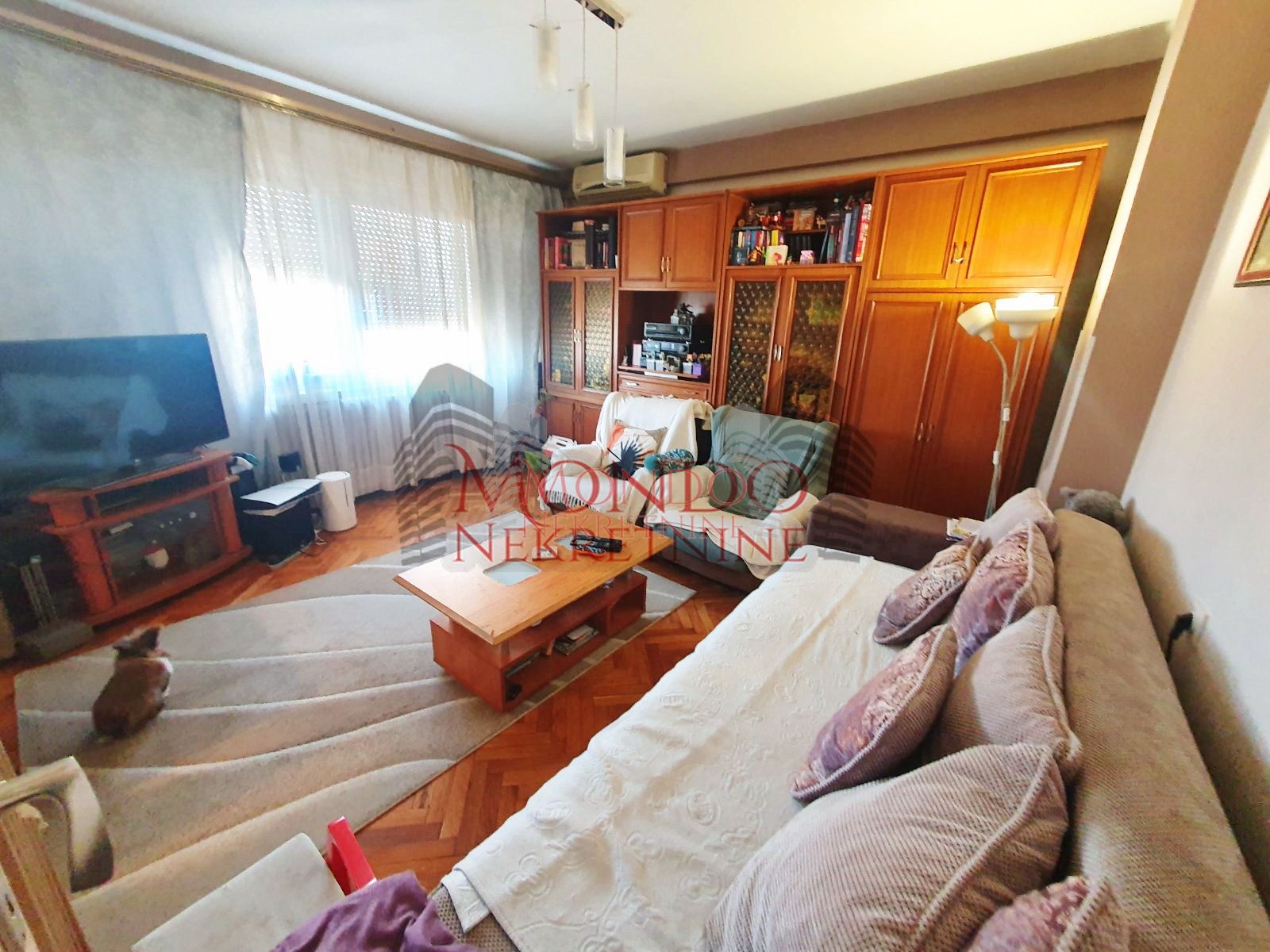 Trosoban stan u centru, cg, Niš