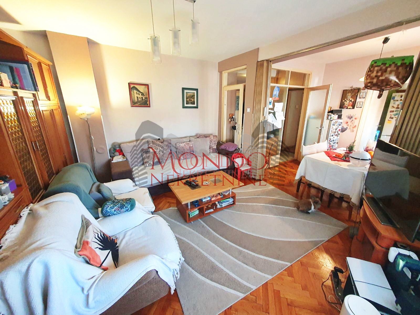 Trosoban stan u centru, cg, Niš