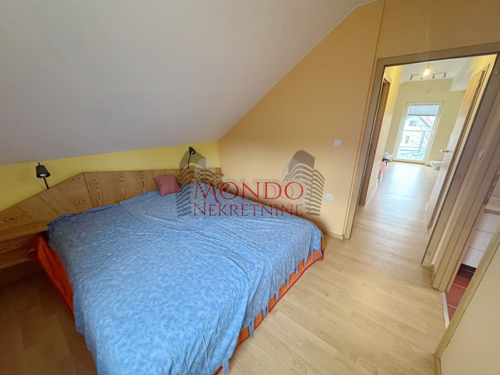 Na pradaju kuca, Vinik iznad stare fazanerije, 137.000e, 110m2