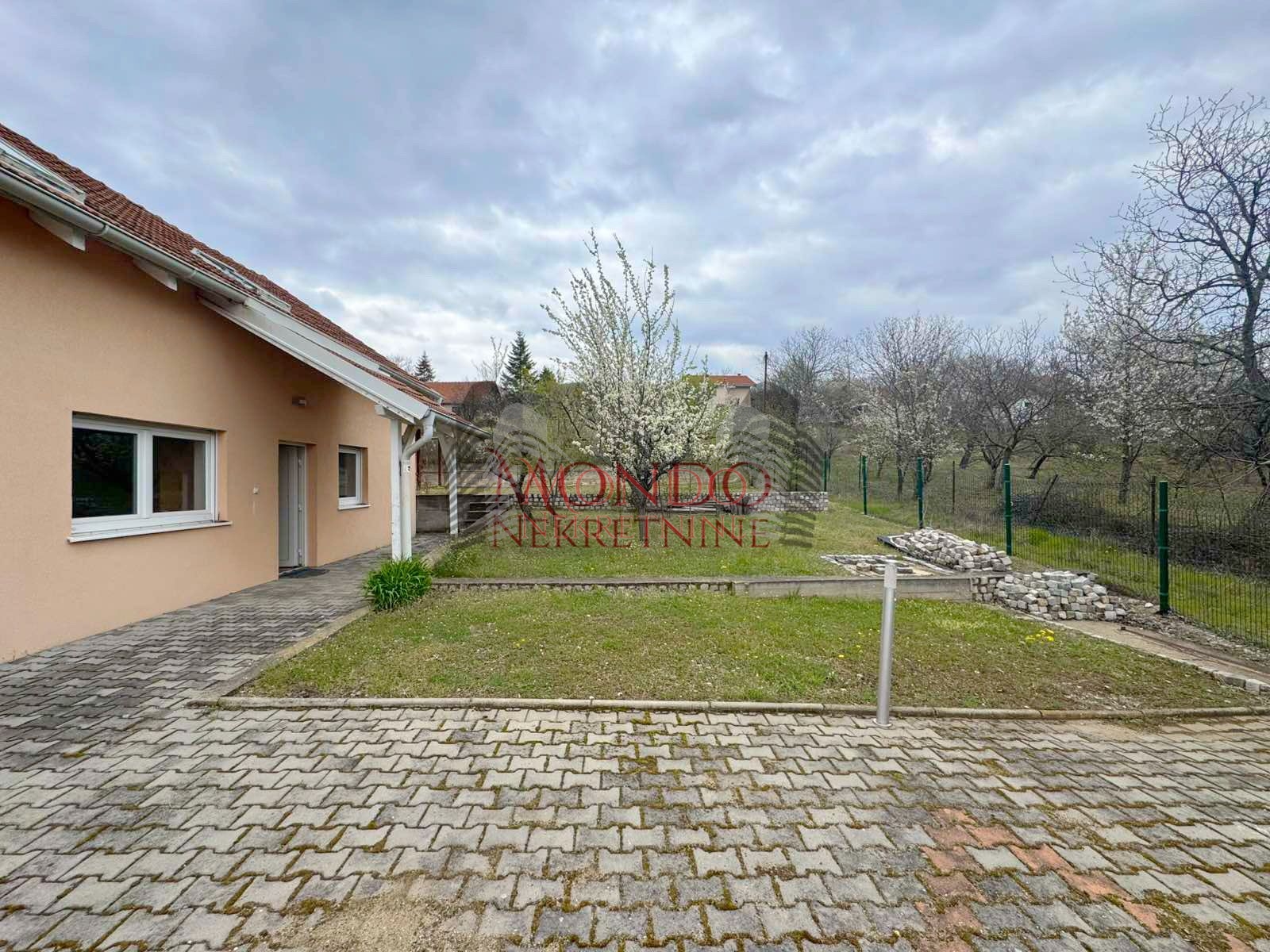 Na pradaju kuca, Vinik iznad stare fazanerije, 137.000e, 110m2