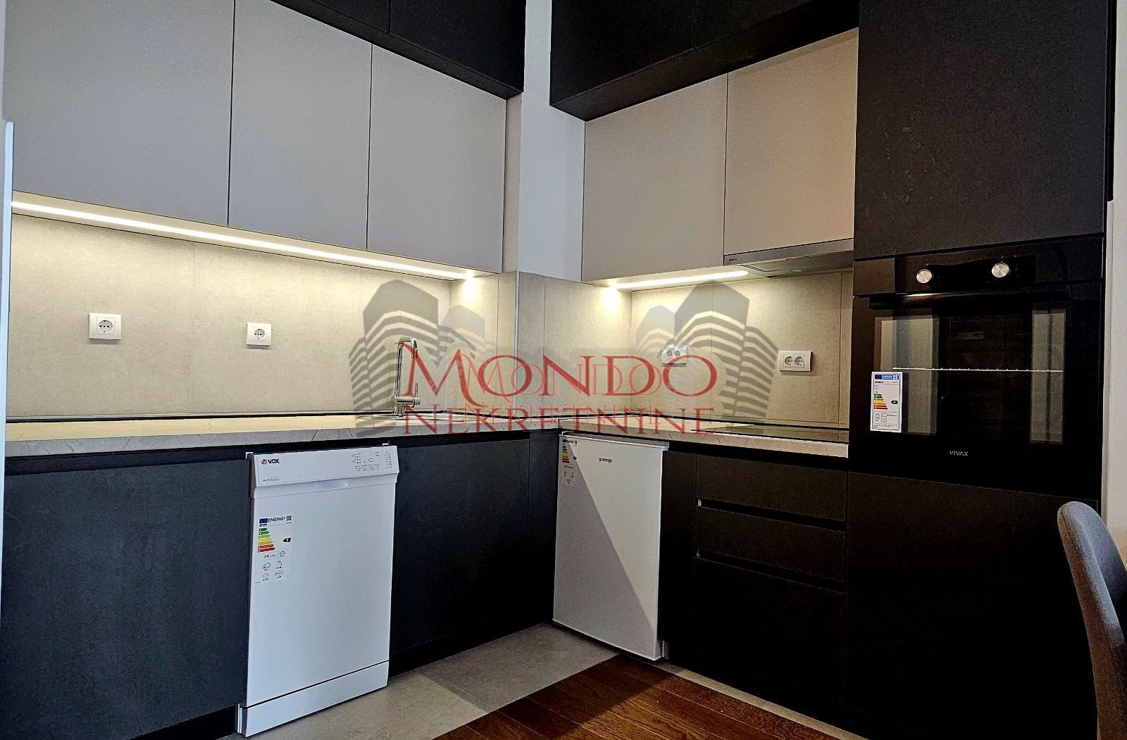 Idaje se garsonjera u Planet Residence, Niš