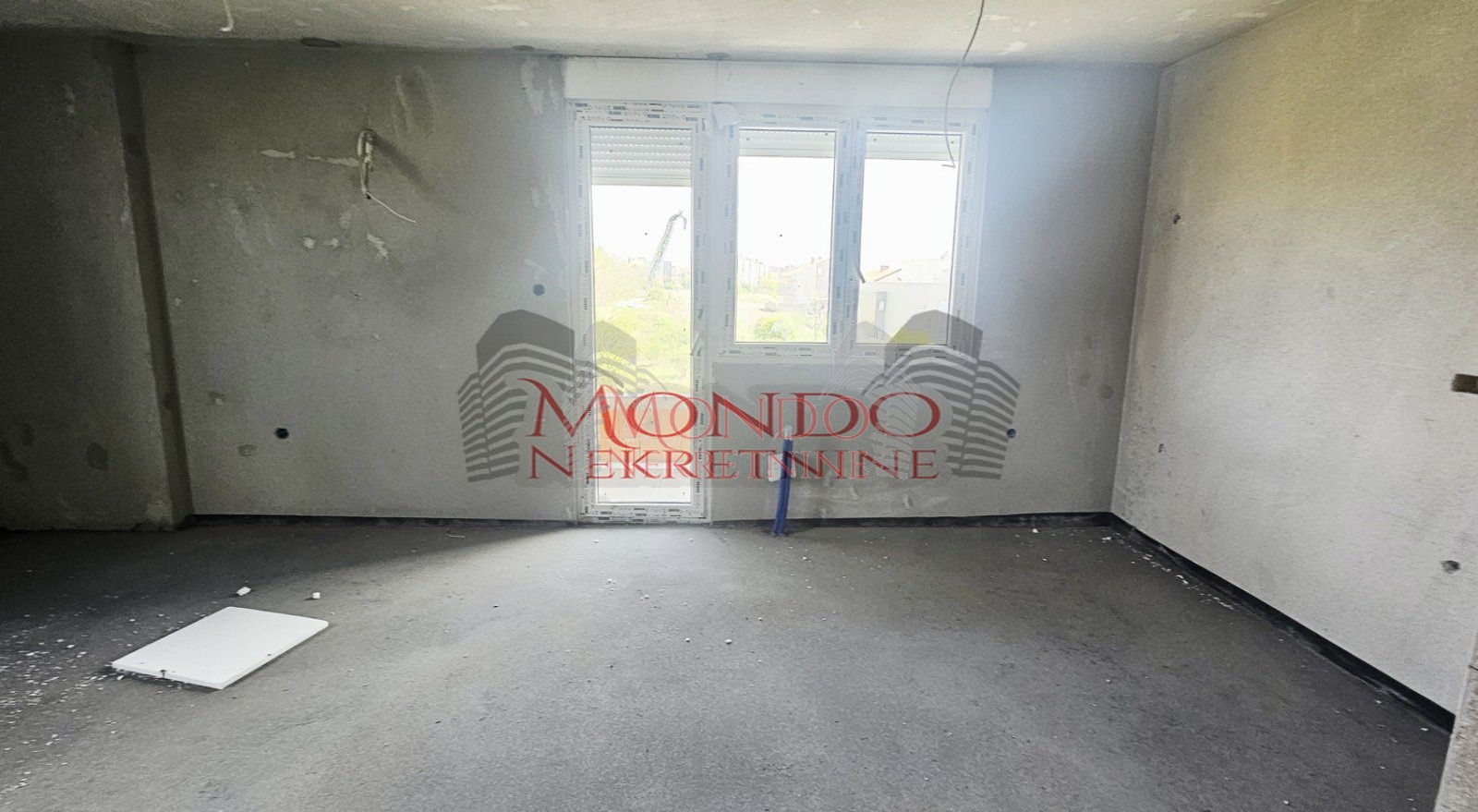 Jednoiposoban stan u izgradnji na Panteleju “Kapije Panteleja”