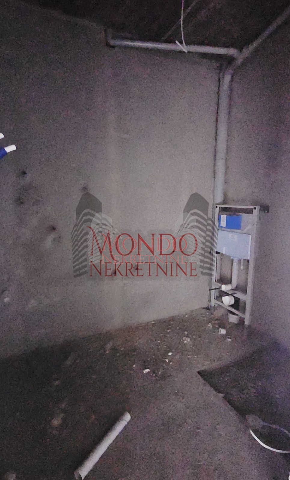 Jednoiposoban stan u izgradnji na Panteleju “Kapije Panteleja”