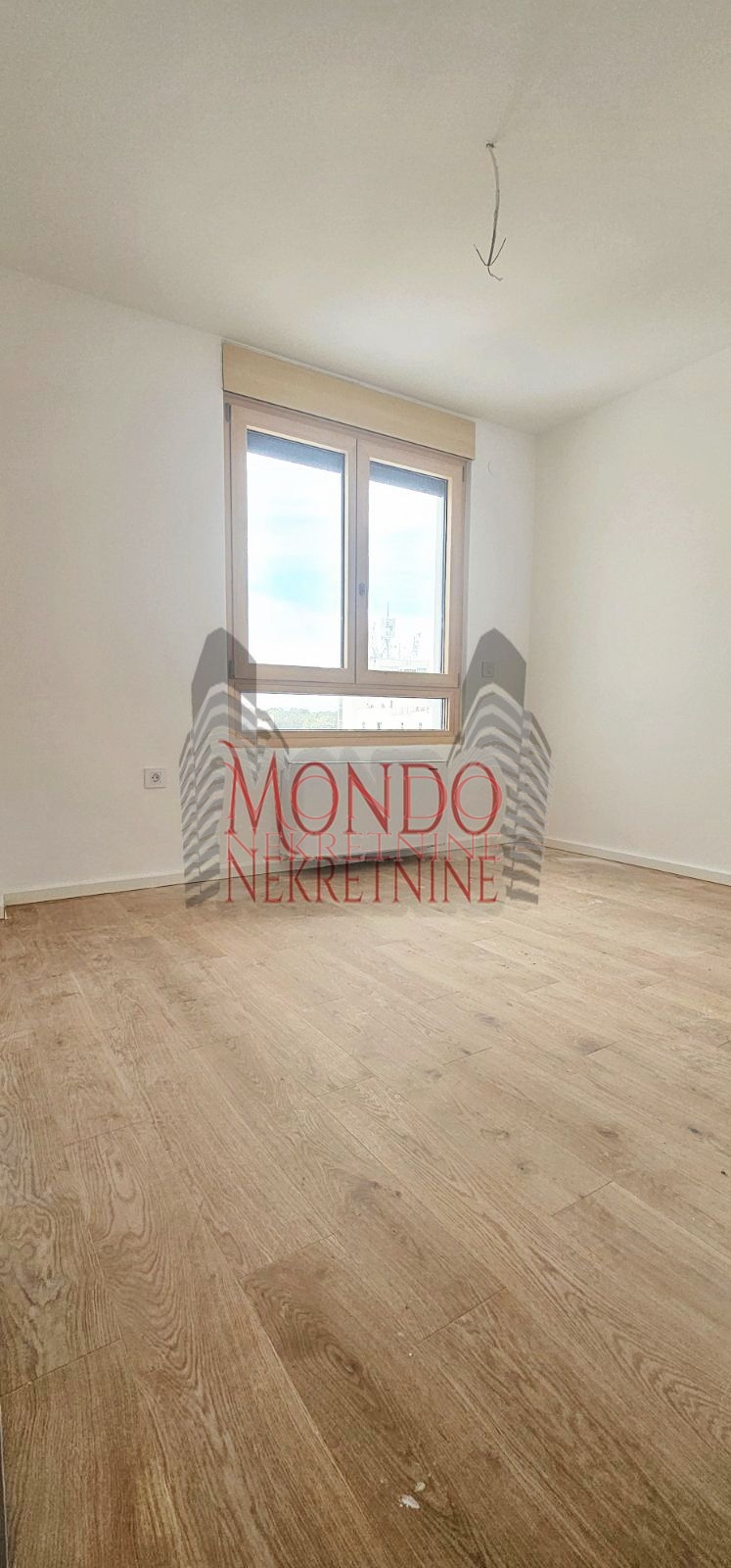 Dvoiposoban stan u samom centru grada, novogradnja