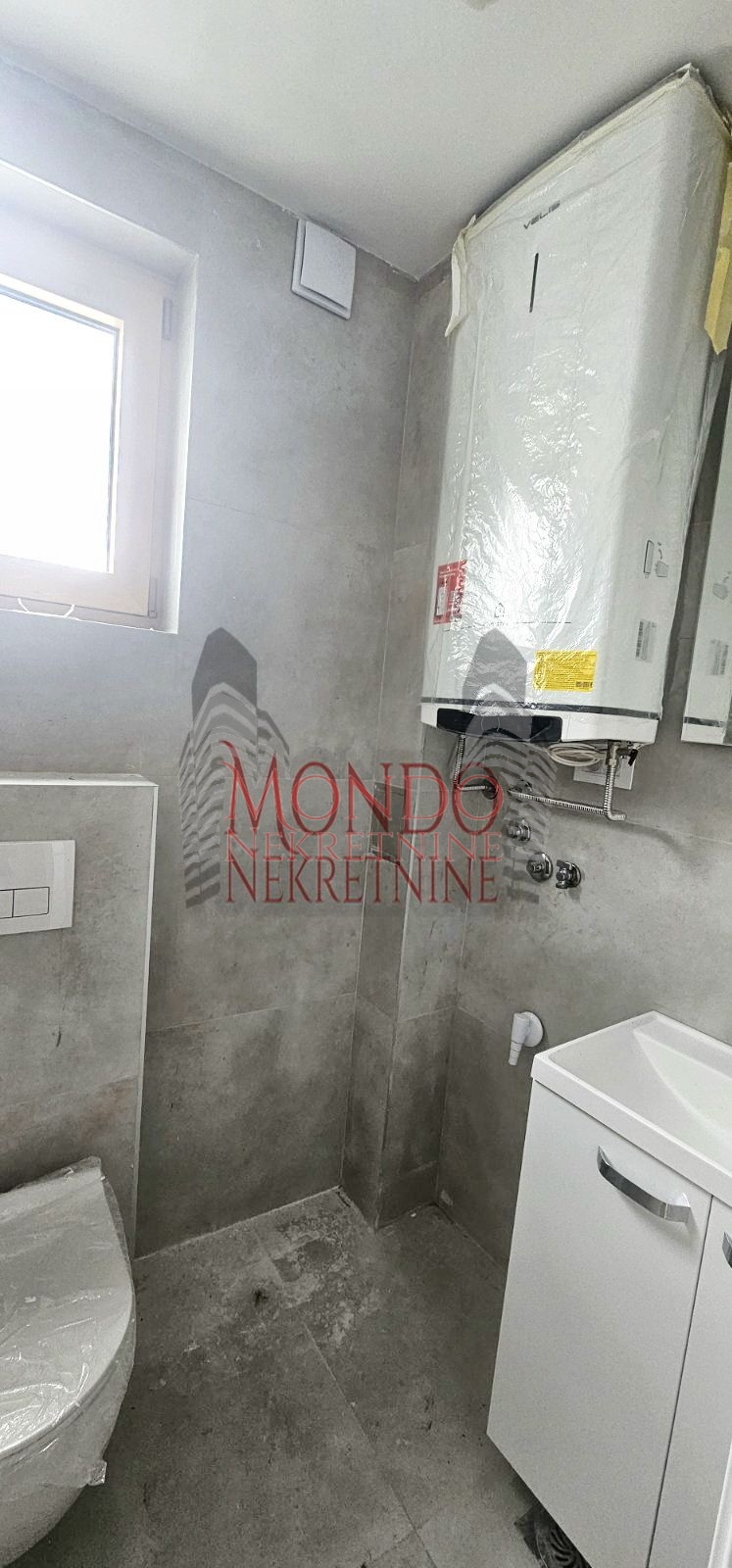 Dvoiposoban stan u samom centru grada, novogradnja