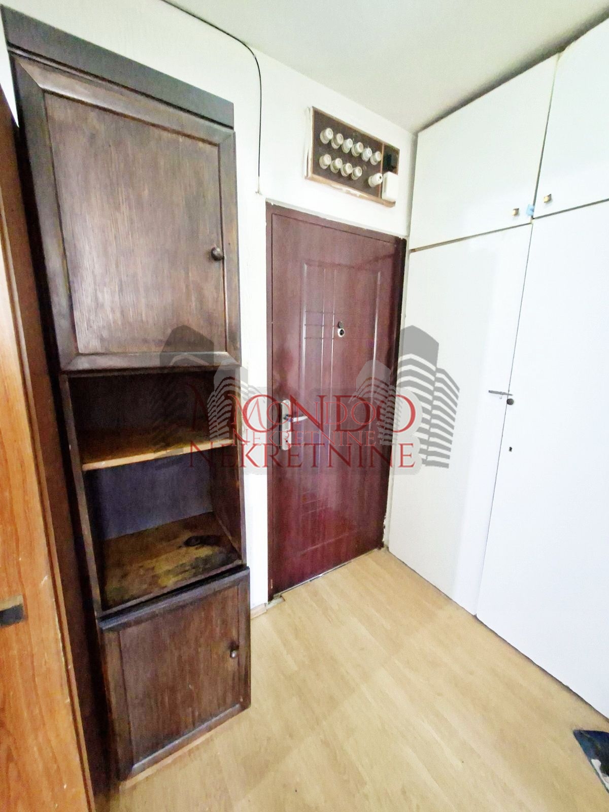 Jednoiposoban stan kod Medicinskog fakulteta