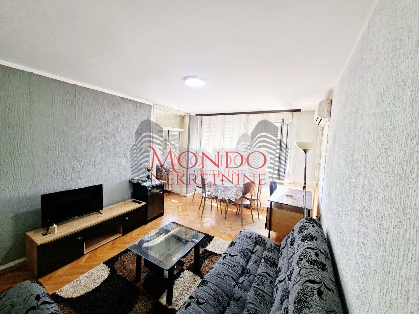 Jednoiposoban stan kod Medicinskog fakulteta