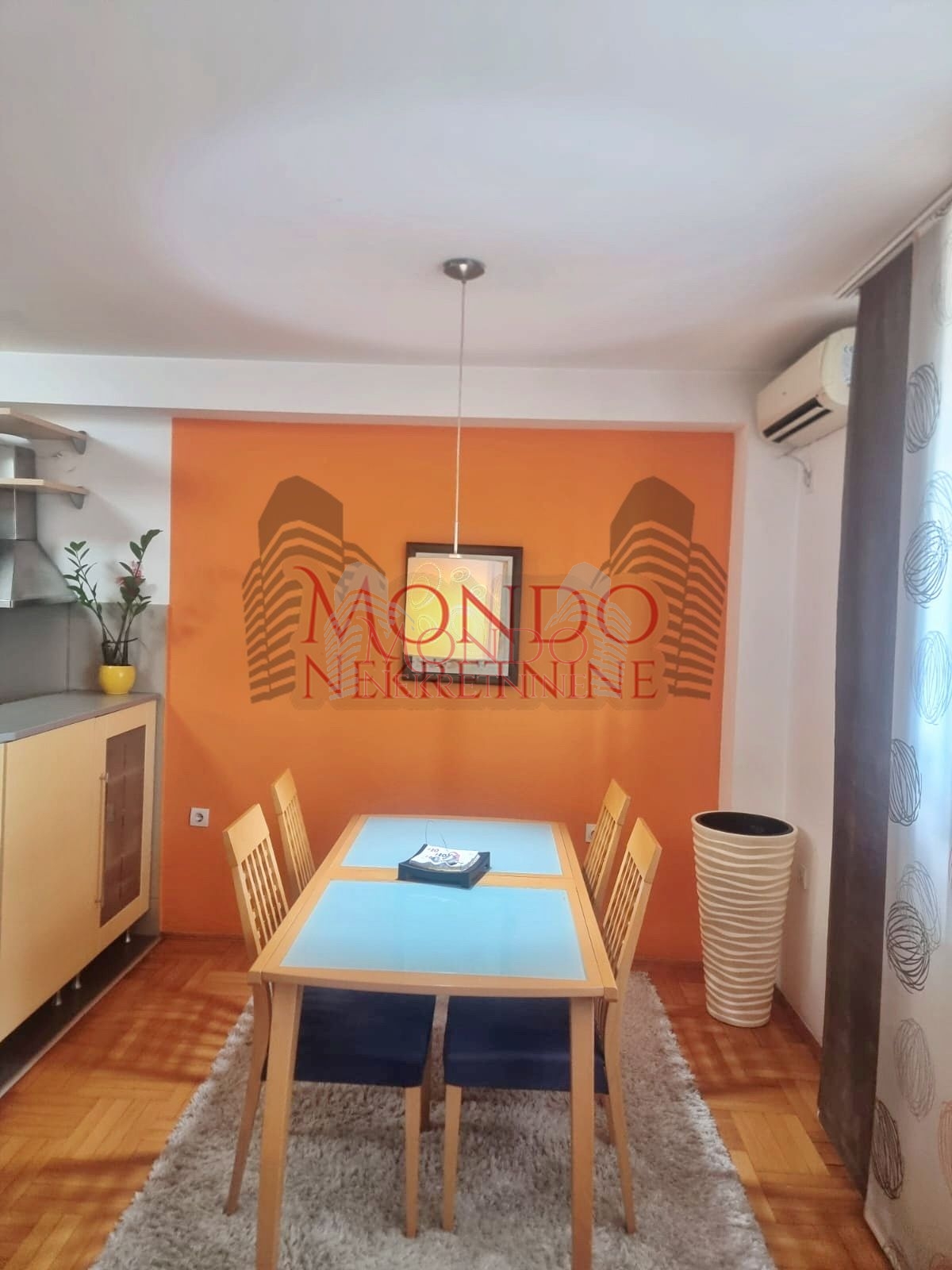 Troiposoban stan u centru Niša
