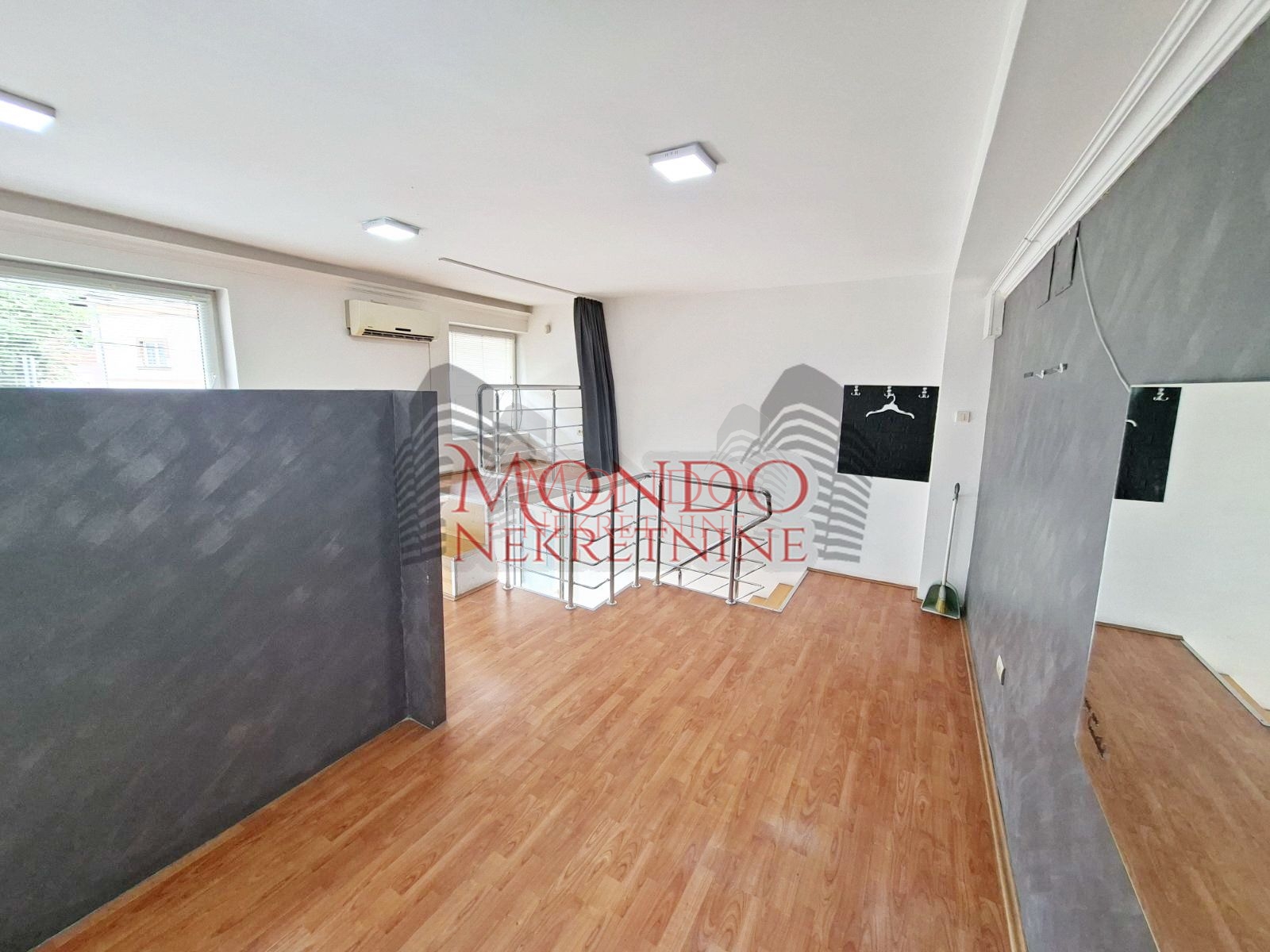 Lokal kod Doma zdravlja, Niš