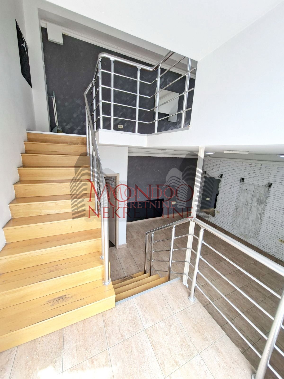 Lokal kod Doma zdravlja, Niš