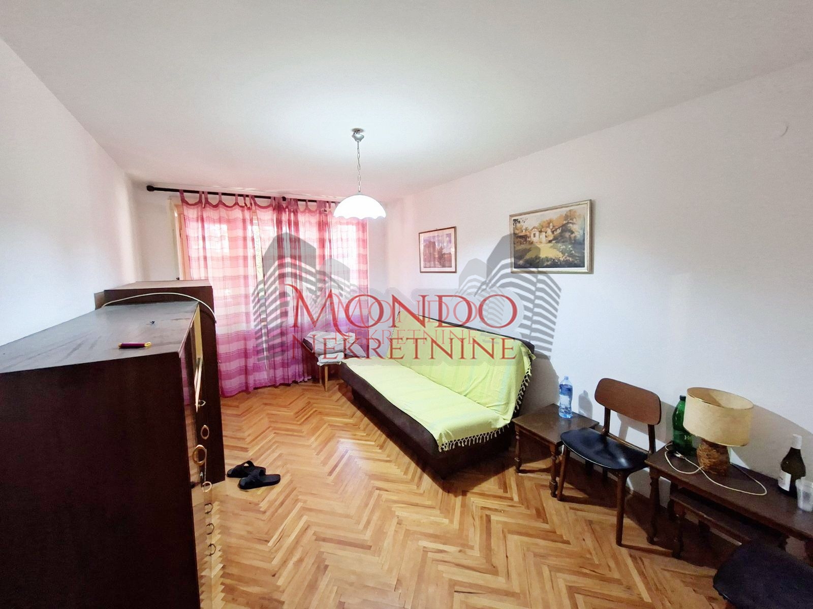 Jenosoban  stan kod fakulteta Zaštite na radu