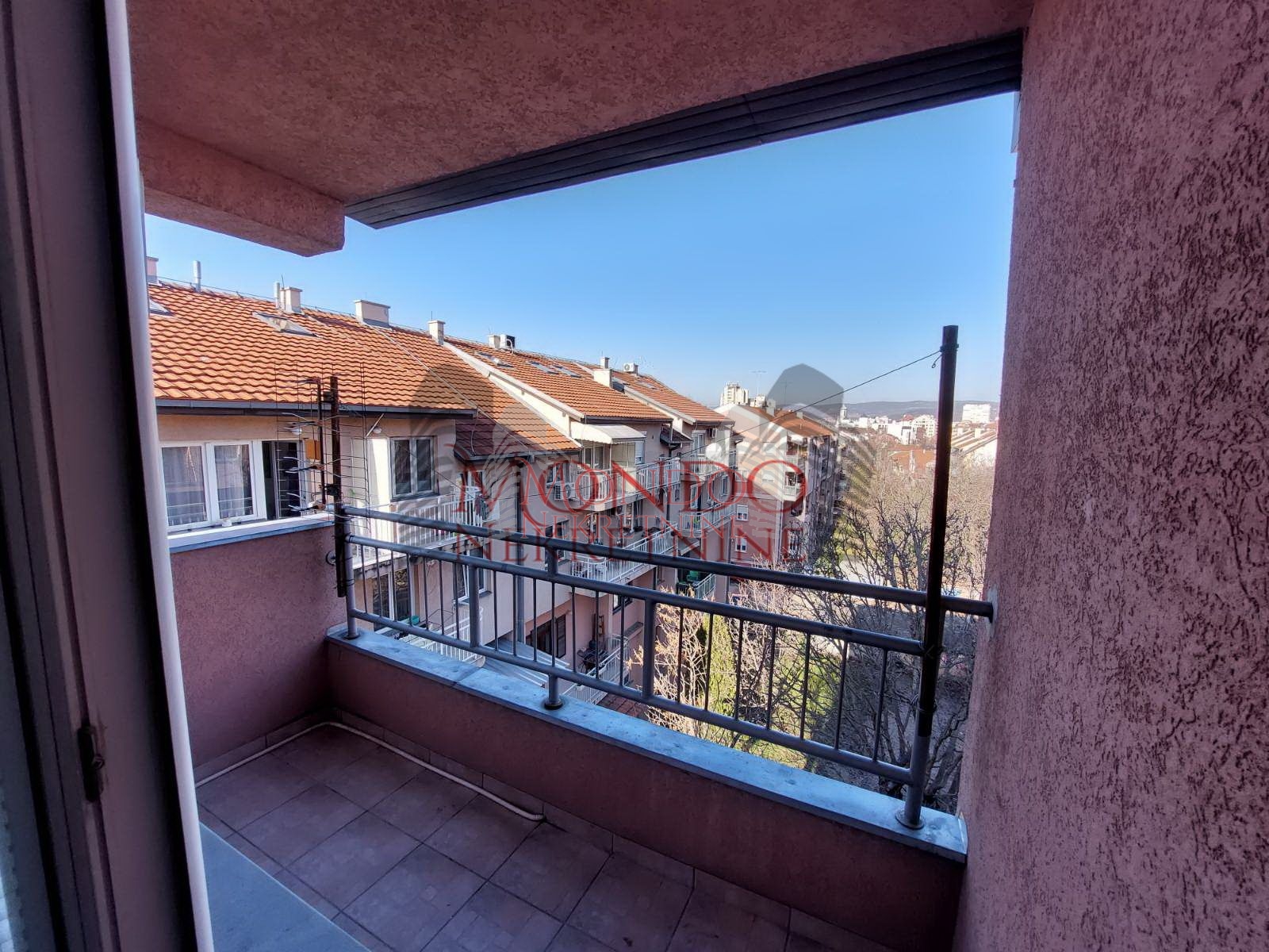 Garsonjera na Paliluli.