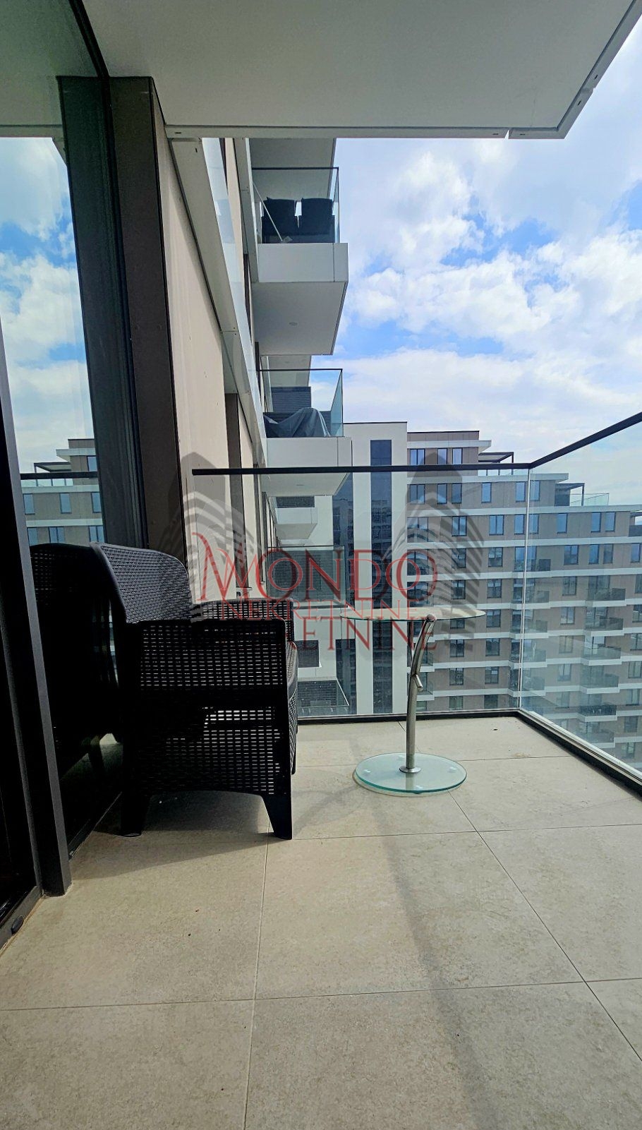 Izdaje se garsonjera u Planet Residence, Niš