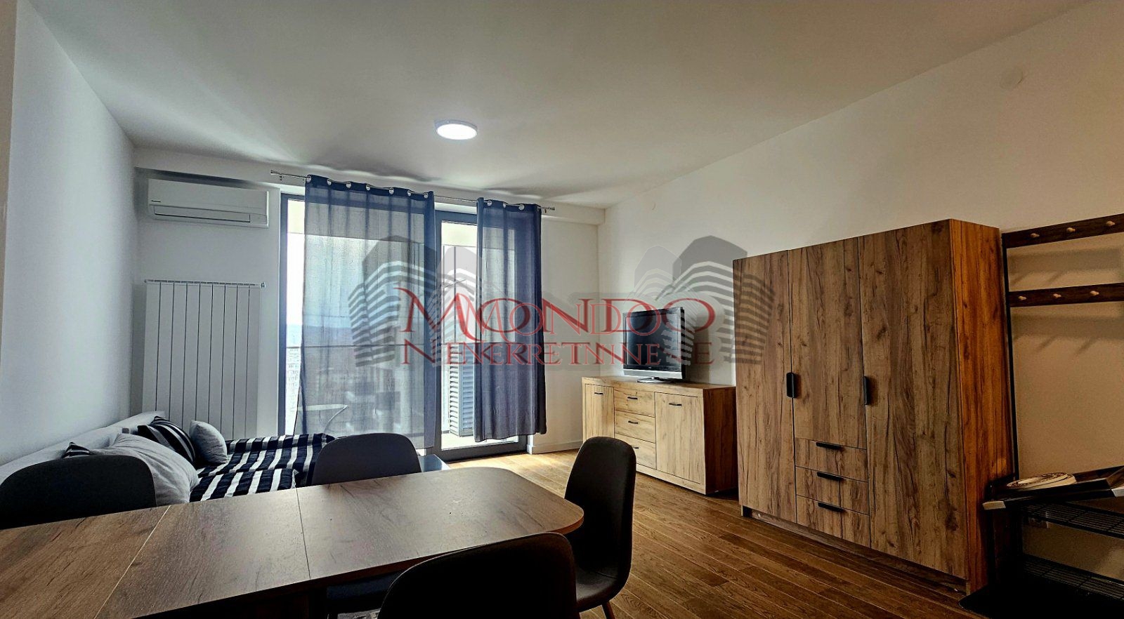 Izdaje se garsonjera u Planet Residence, Niš