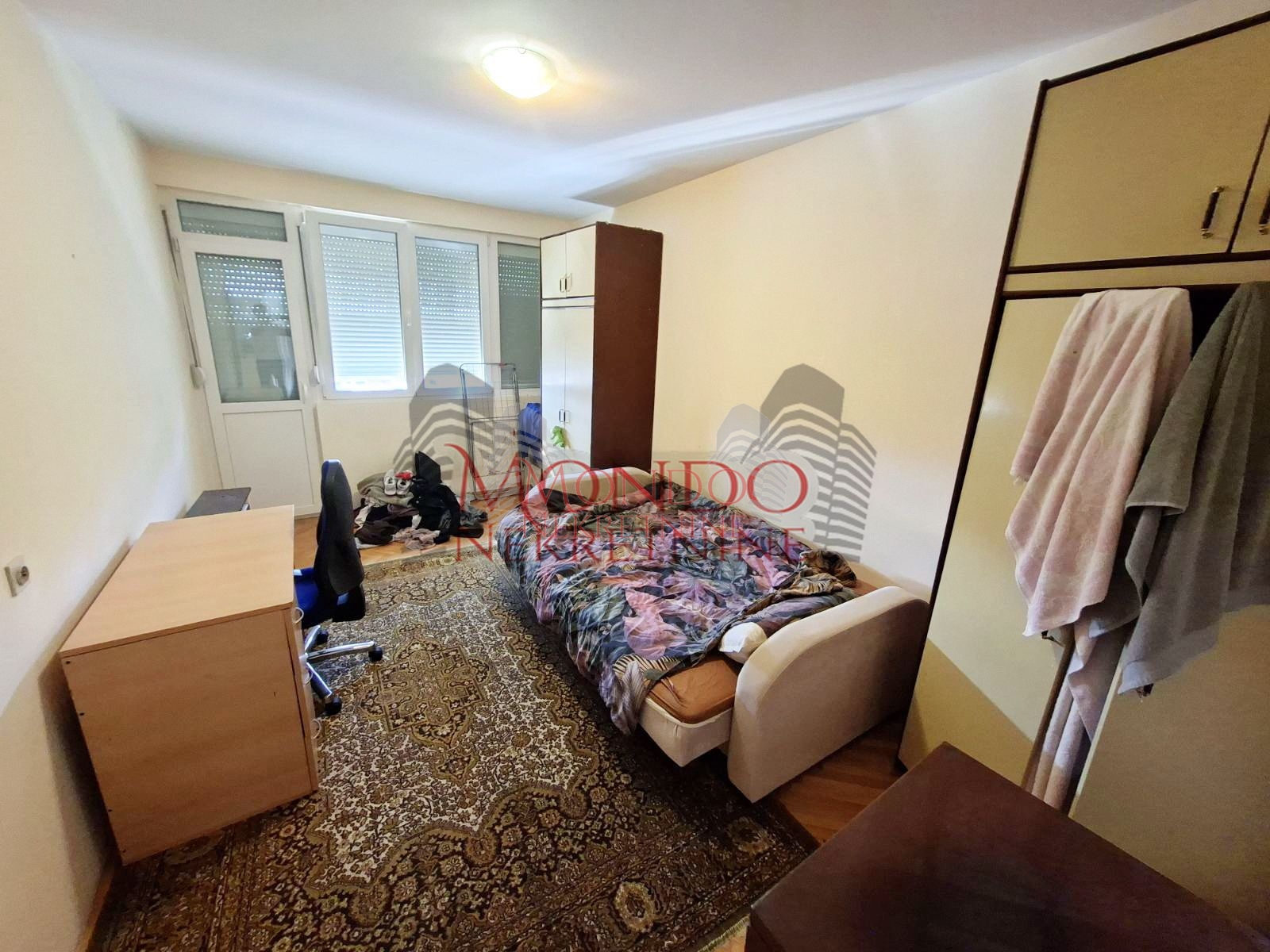 Trosoban stan kod Vojne bojnice