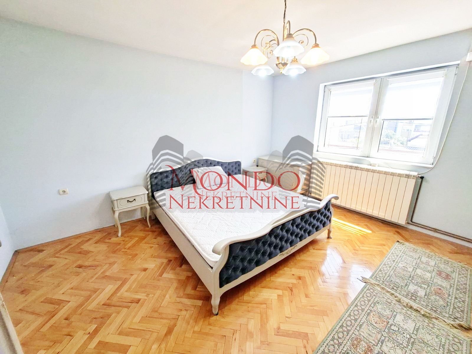Dvoiposoban stan u kući u centru Niša
