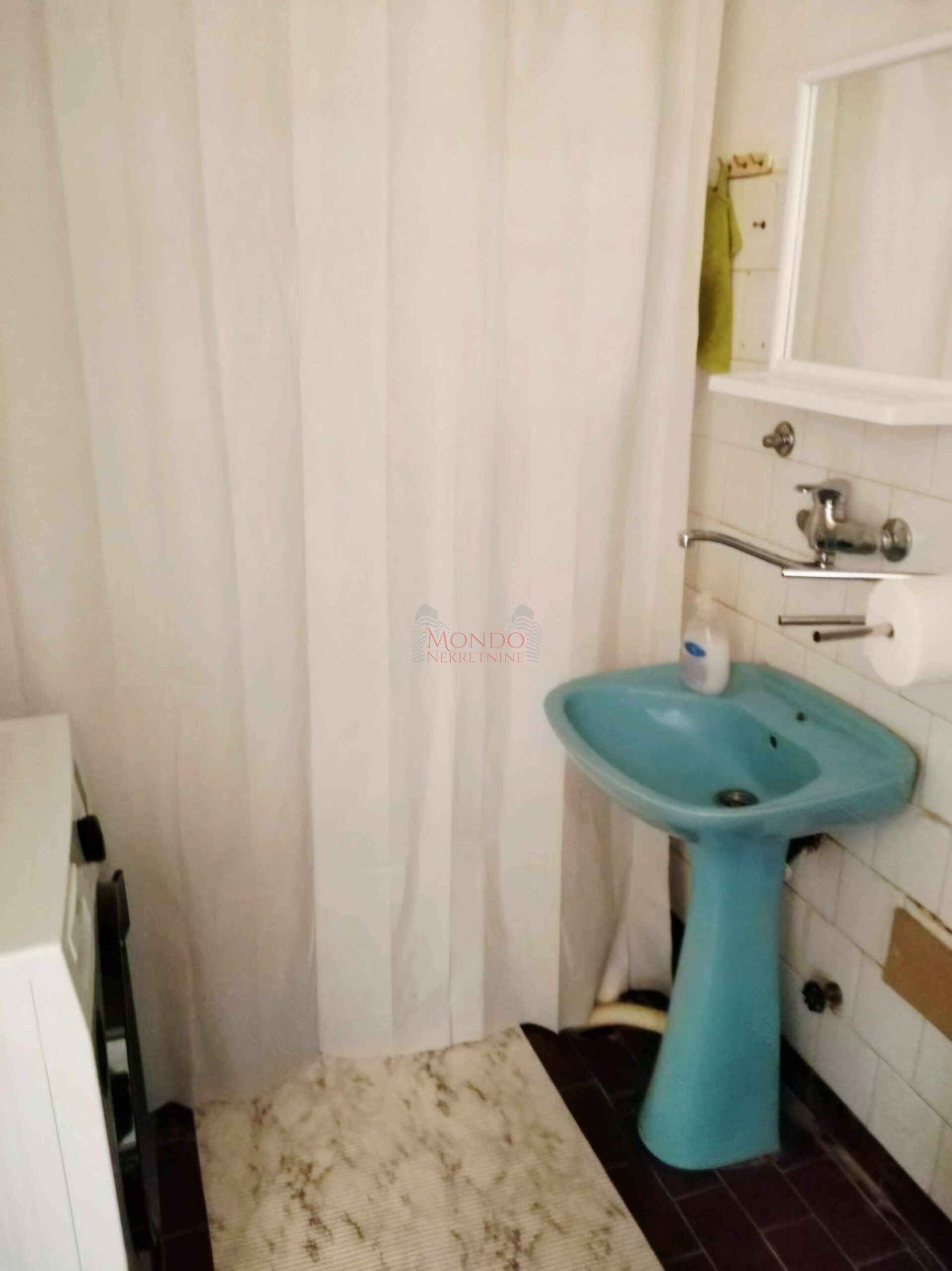 42 m2,  jednosoban, Bulevar Nemanjića