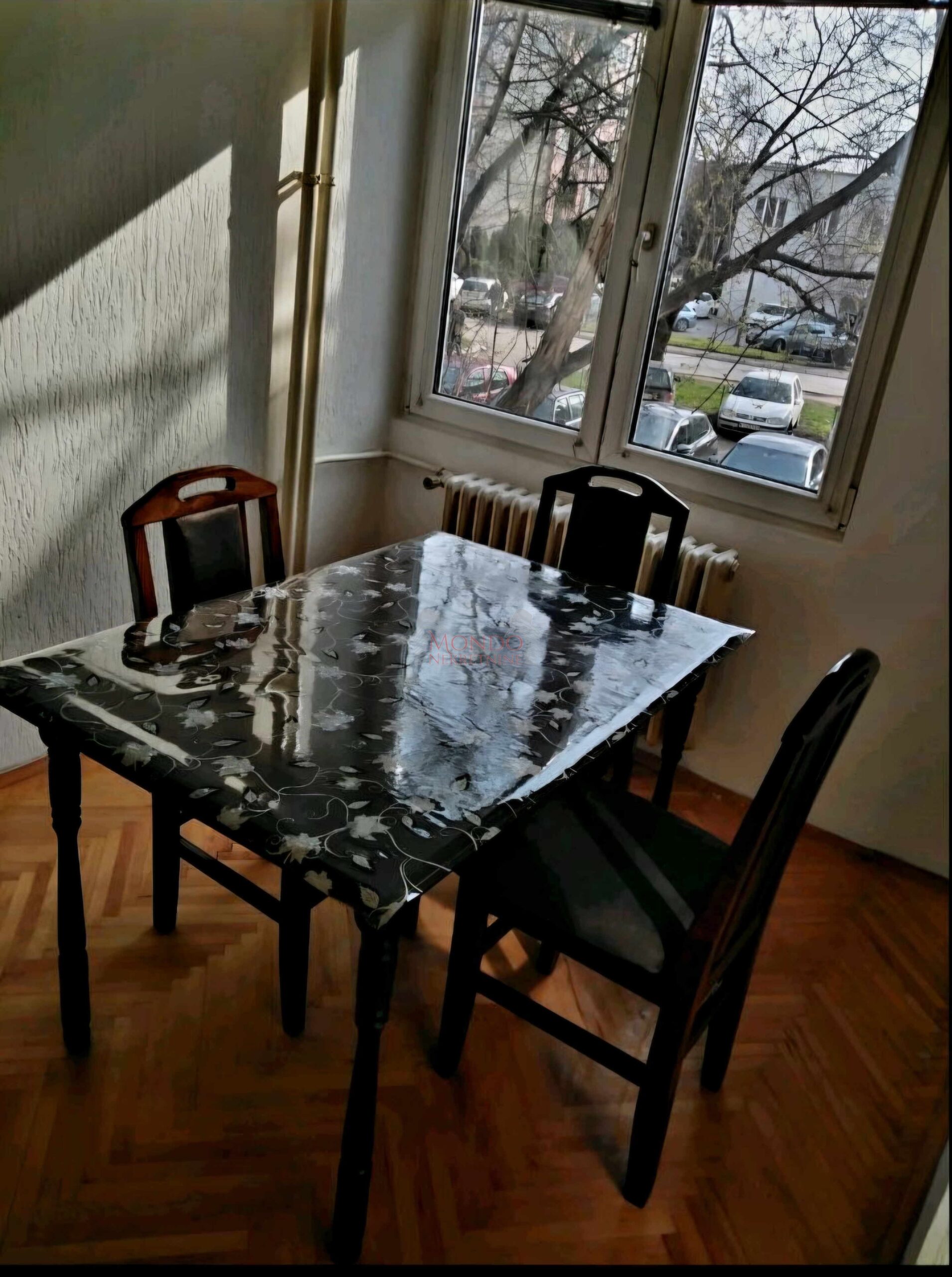 42 m2,  jednosoban, Bulevar Nemanjića