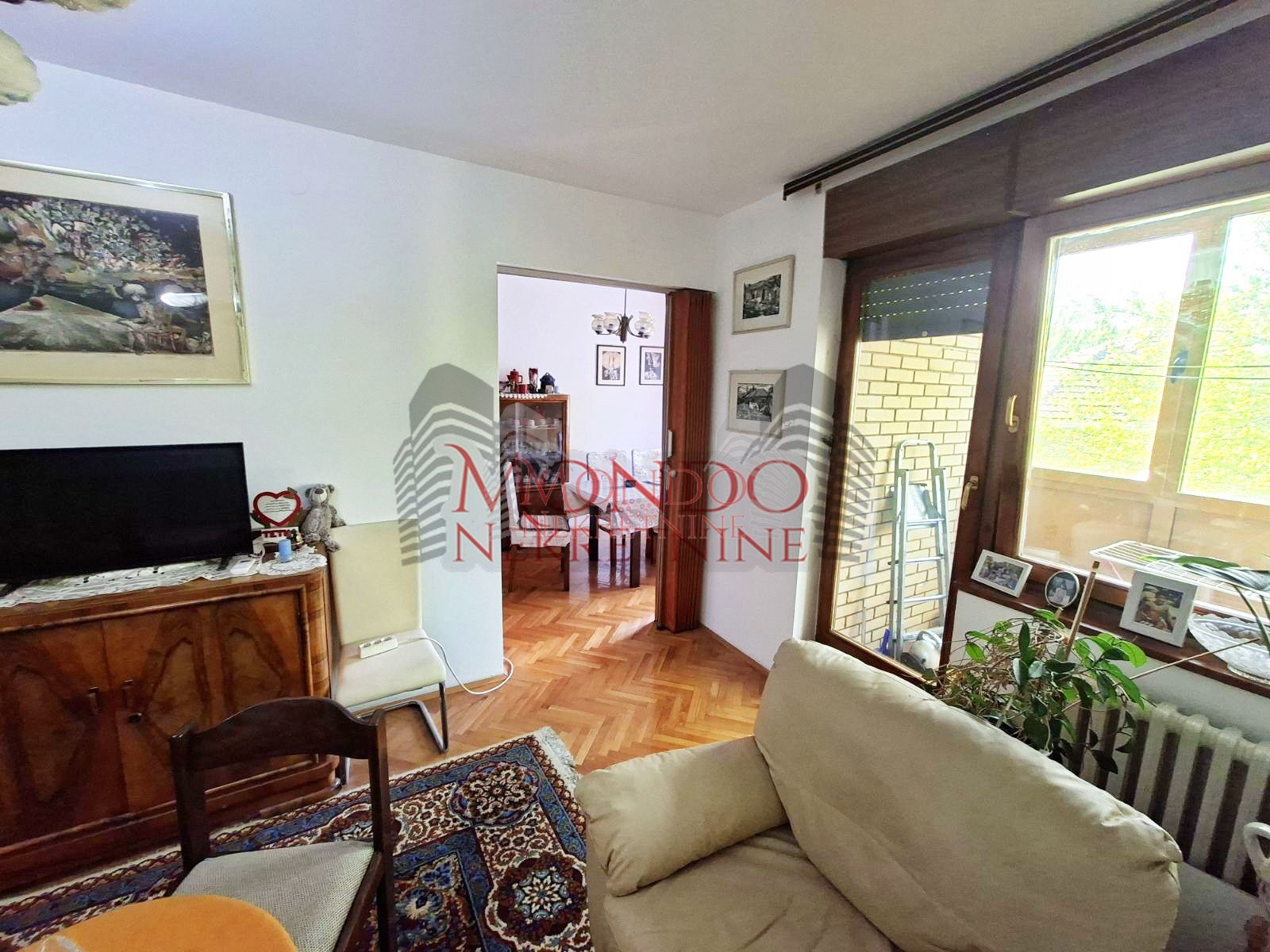 Trosoban stan kod Čaira, cg, 2 sprat, Niš