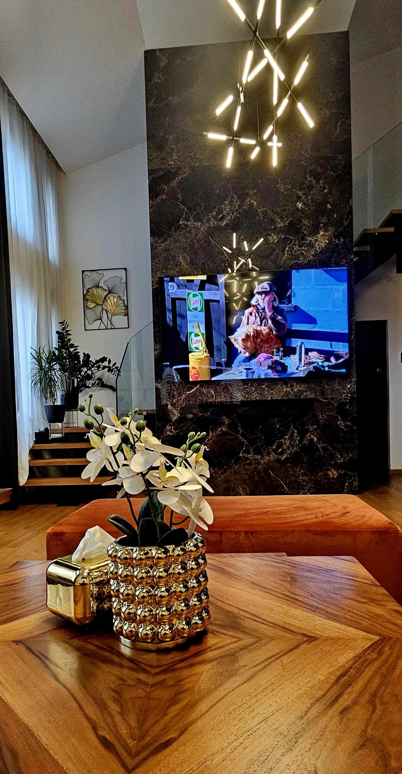 Lux  4.0 soban, 132 m2 + 46 m2, Pantelej